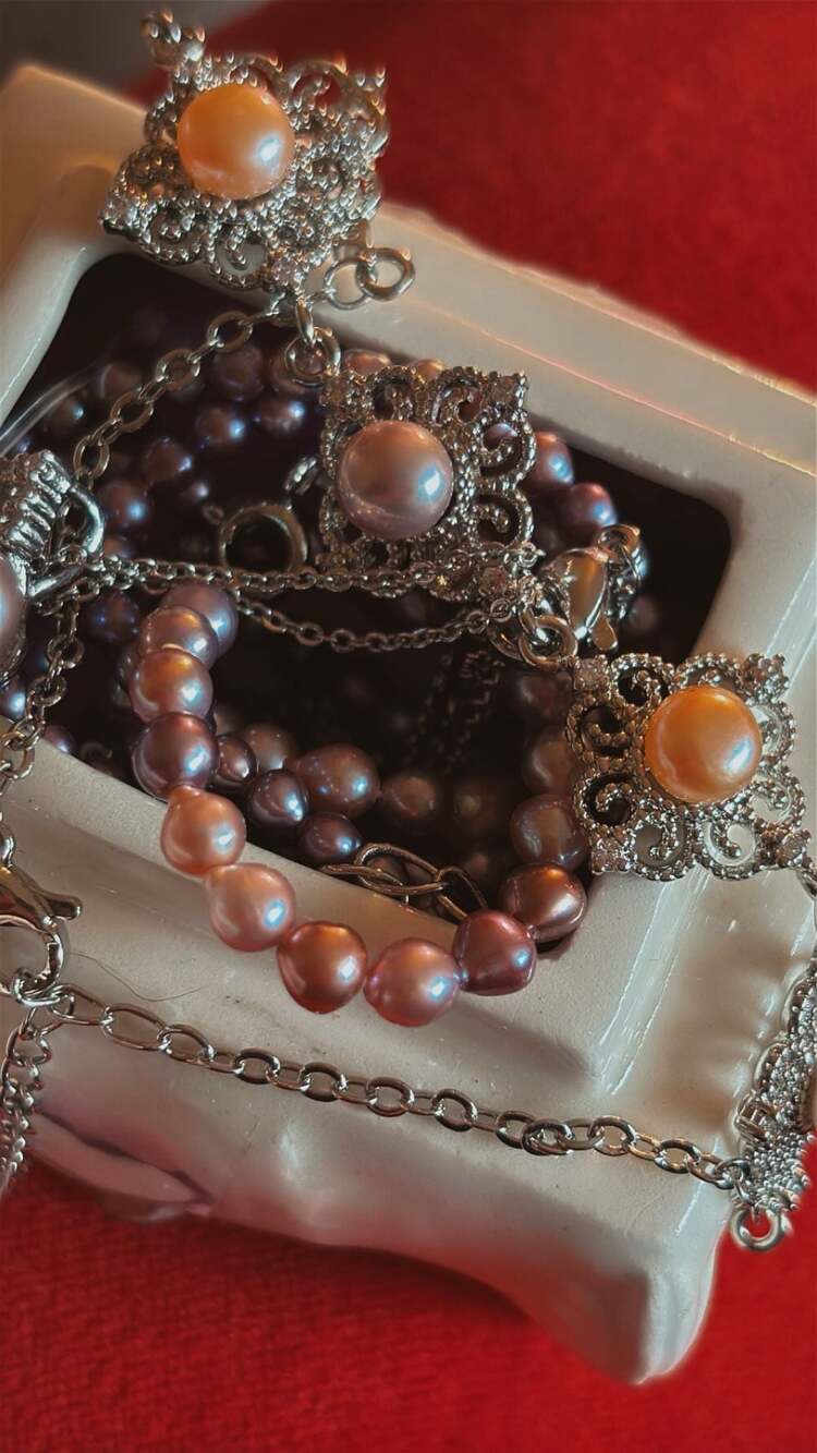Lavender Pearl Mystery Jewelry Collection